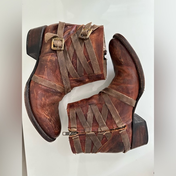 Freebird by Steven- Sammi Boot Multi Strap Leather Ankle Booties Cognac Size 10 - Picture 11 of 15